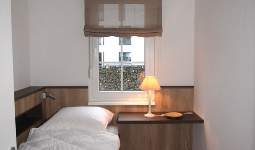 Schlafzimmer mit 2 Einzelbetten