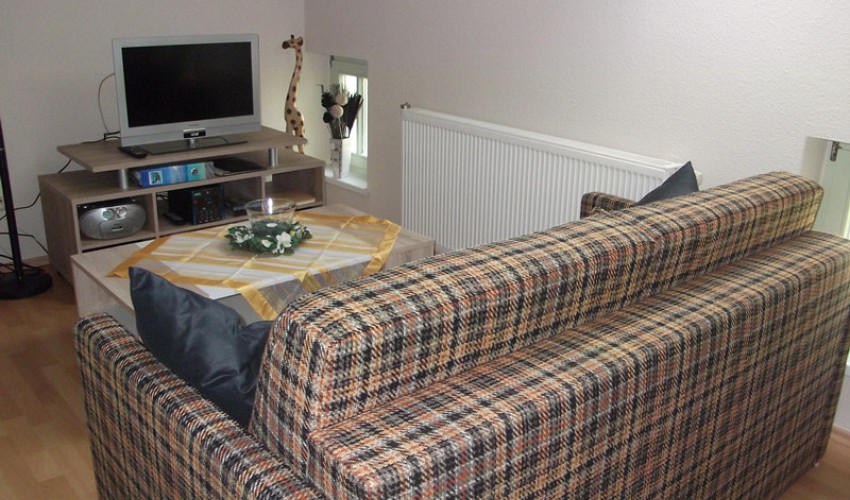 Sitzgruppe mit Fernseher