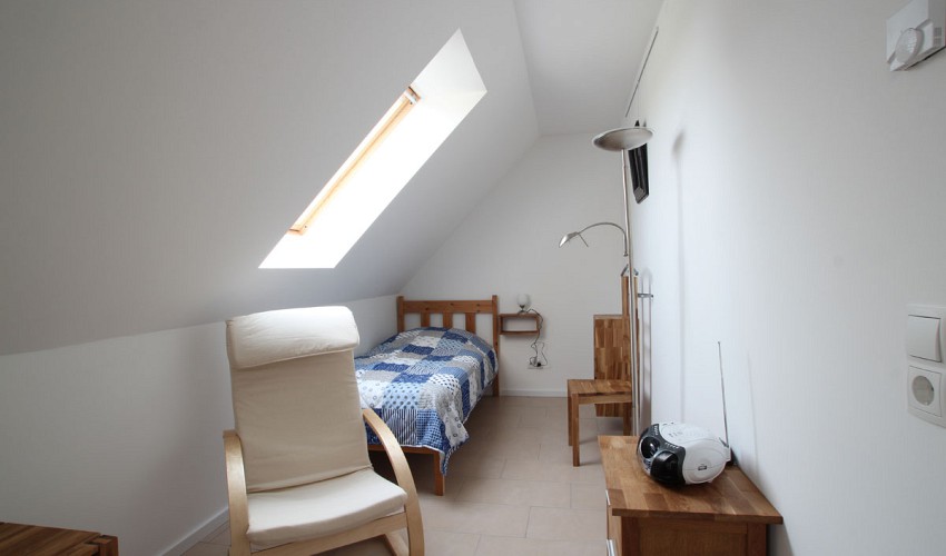 2. Schlafzimmer mit Einzelbetten im OG