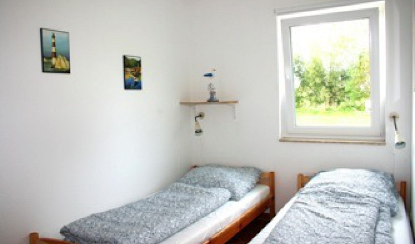 Schlafzimmer mit 2 Einzelbetten
