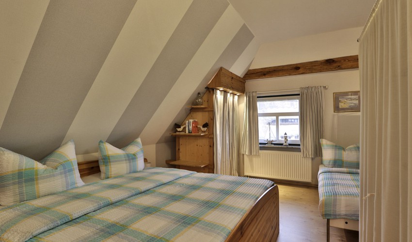 Schlafzimmer mit Haffblick