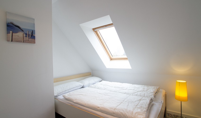 2.Schlafzimmer mit Doppelbett